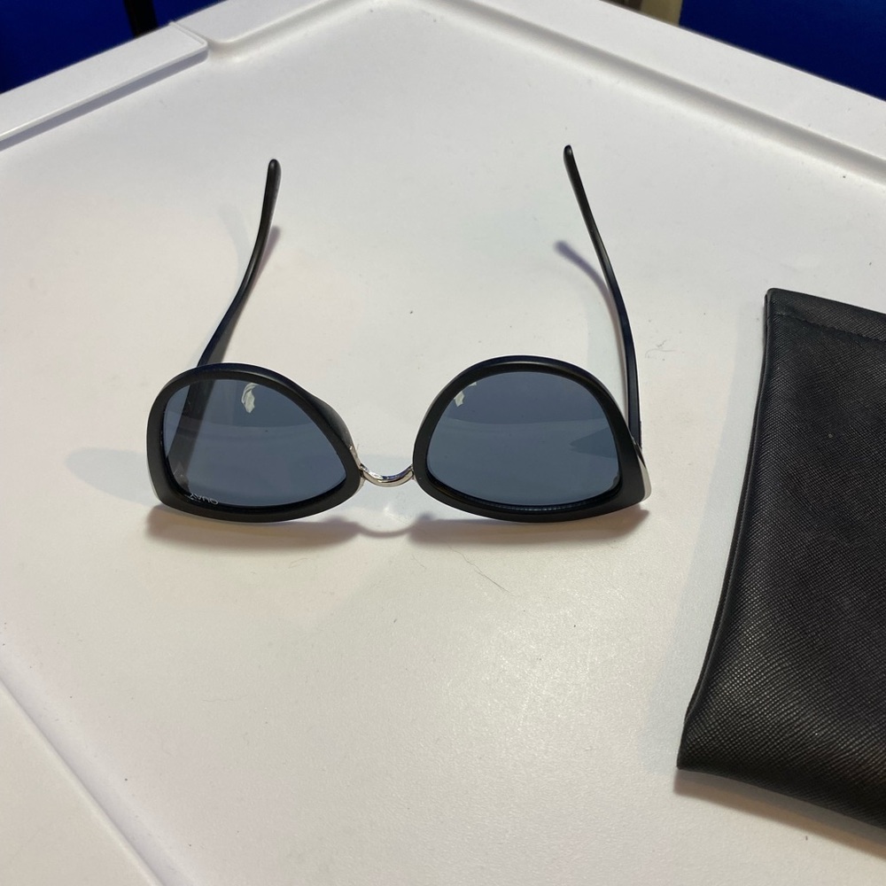Quay Australia Black Cat-Eye Sunglasses - Picture 3 of 5